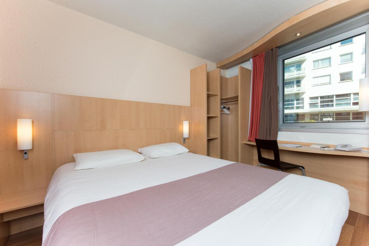 Hotel ibis Issy les Moulineaux Val de Seine Zimmer foto